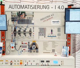 Leybold Trainingssystem zum Thema Automatisierung Industrie 4.0 - ASIMA II mit SPS Bosch Rexroth auf der didacta 2024 in Köln.