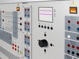 Converter Controller CASSY im Trainingsplattensystem TPS verbaut. Verwendung in der Leistungselektronik in der Antriebstechnik.